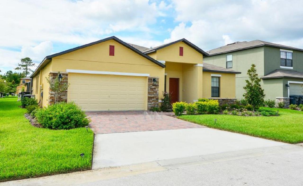 Make Memories With Your Family And Friends In This Beautiful Home 1014 Loughman Zewnętrze zdjęcie